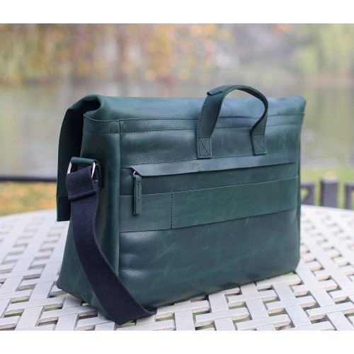 Зеленая сумка из натуральной кожи
